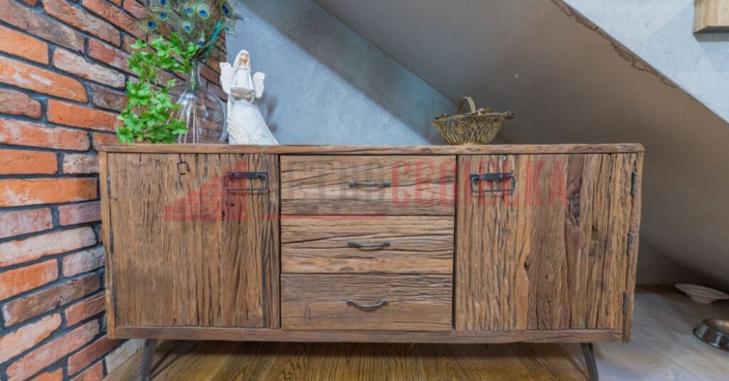 meble ze starego drewna