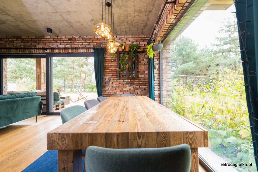 stoły ze starego drewna