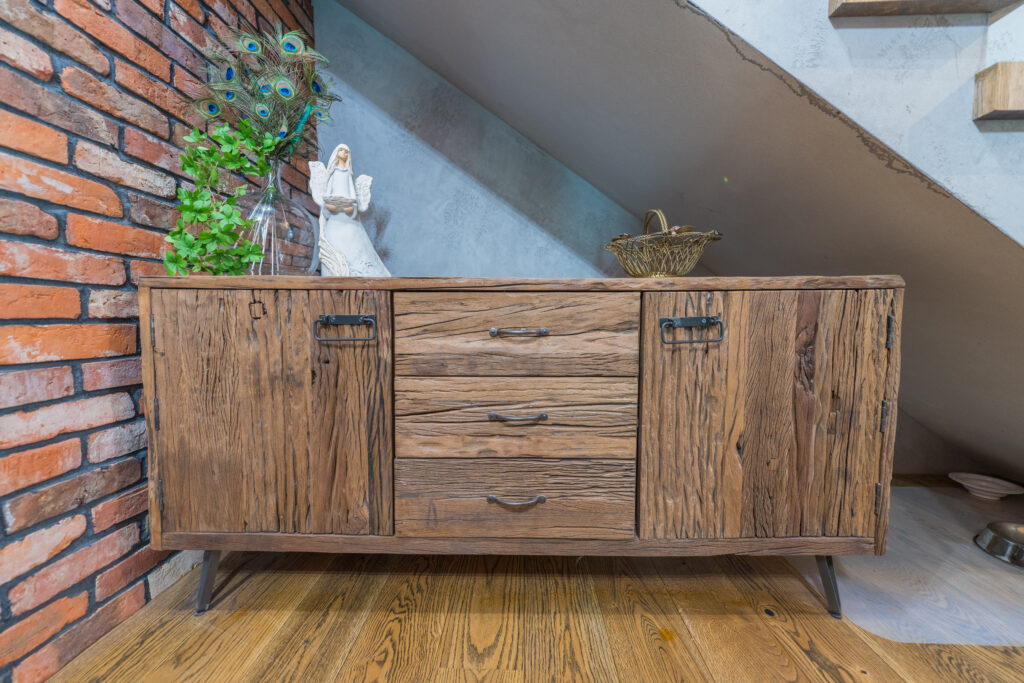 Meble z drewna z odzysku zobacz oferte holy-wood