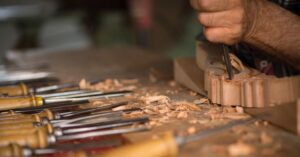 meble ze starego drewna